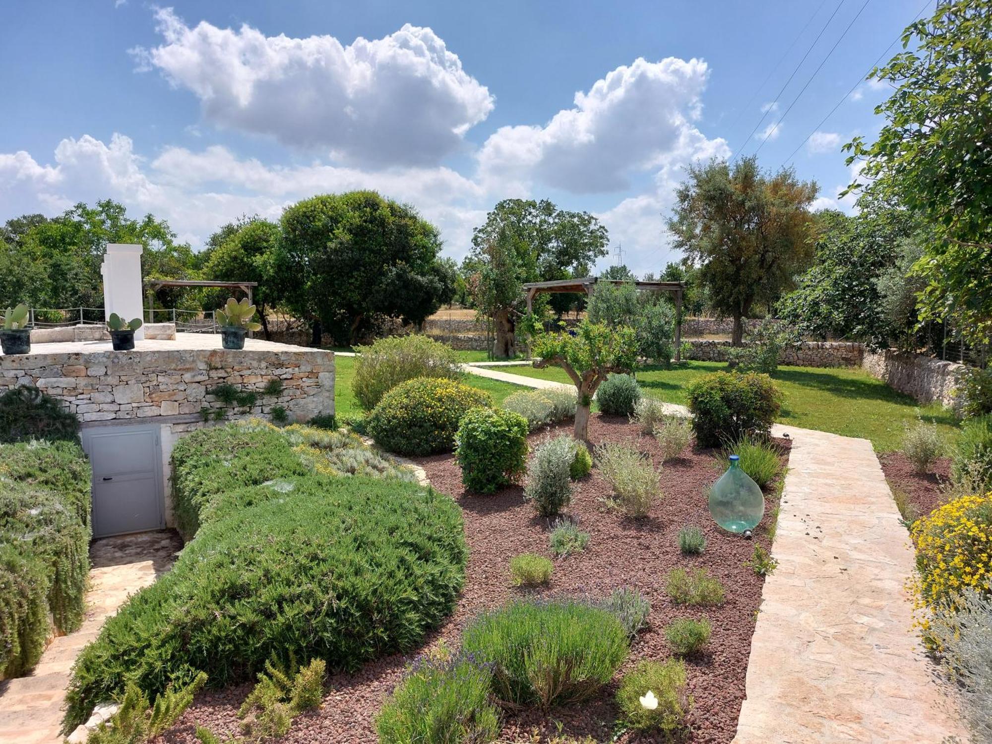 Trulli Don Diego Bed & Breakfast Noci Exterior photo